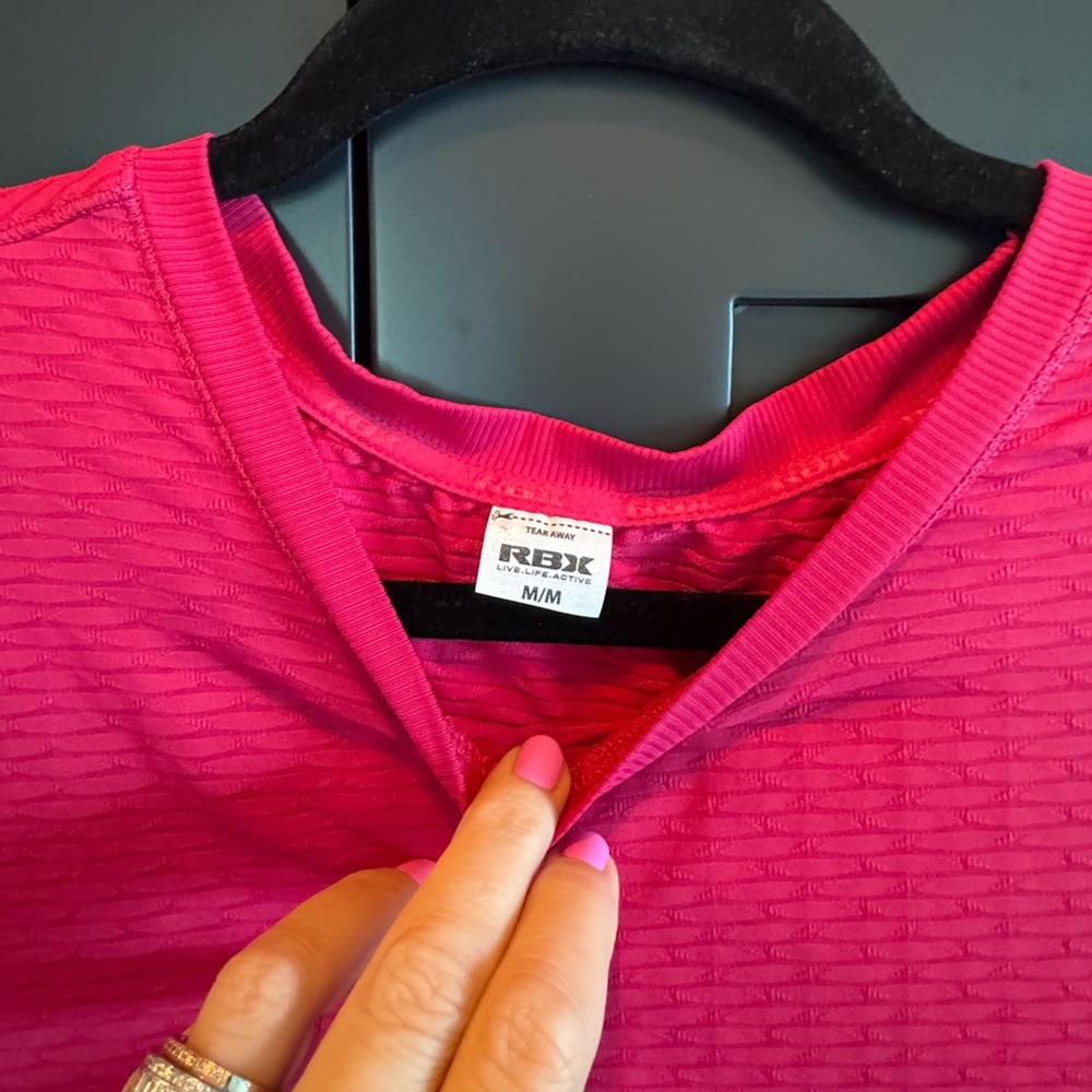 Pink Exercise top - Picture 5 of 5